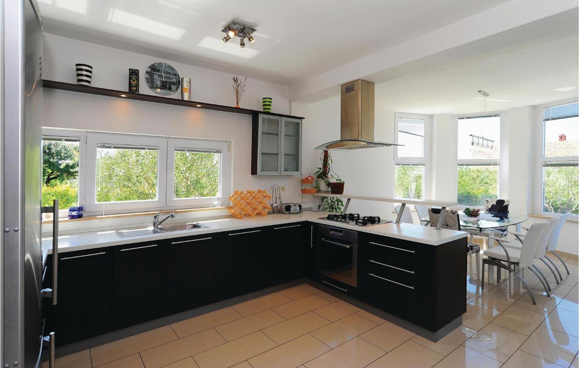 5 Bedroom Amazing Home In Debeljak Exterior photo